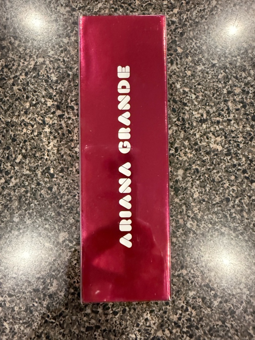 Ariana Grande Cloud Set - Picture 4 of 8